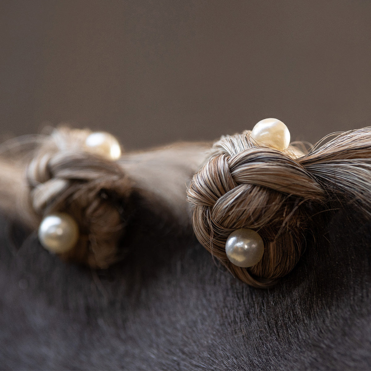 Mane jewels Pearl