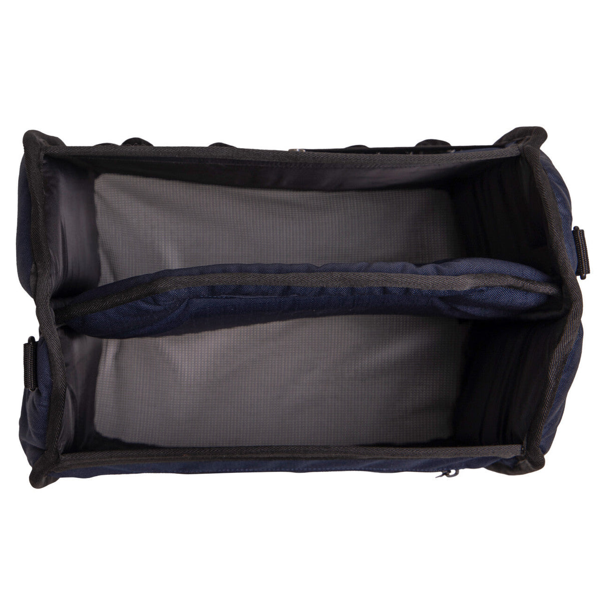Grooming bag with Mesh bottom
