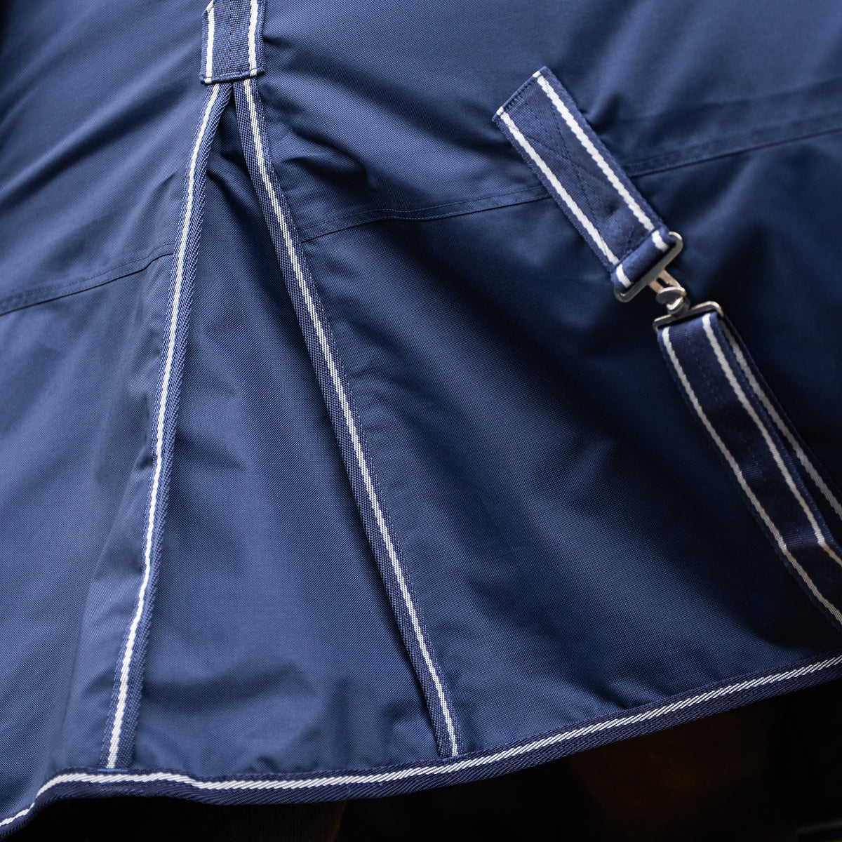 Outdoor blanket IRHBasic with detachable neck 200gr